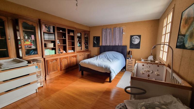 Maison - 186 m² - 6 pièces