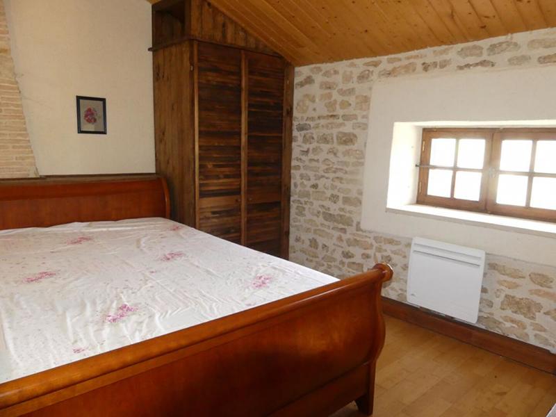 Propriété - 90 m² - 5 pièces