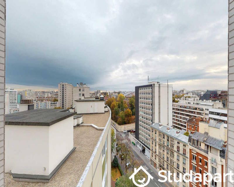 Chambre - 80 m² - 1 pièce