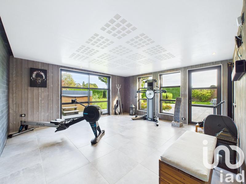 Maison - 213 m² - 6 pièces