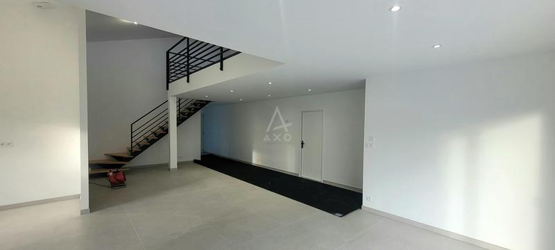 Maison contemporaine - 166 m² - 7 pièces