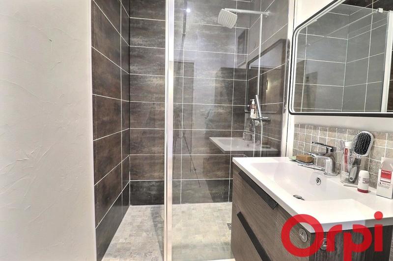 Appartement - 88 m² - 3 pièces