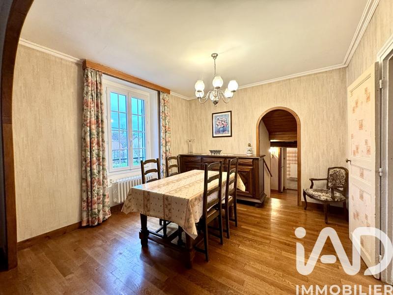 Maison - 130 m² - 7 pièces