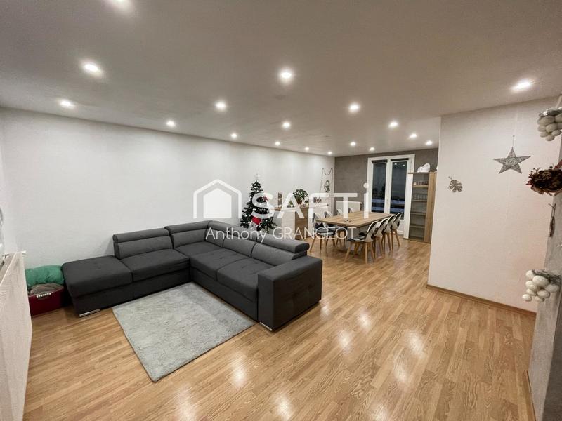 Maison - 108 m² - 6 pièces