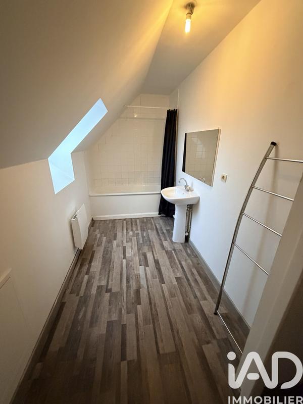 Maison - 96 m² - 4 pièces