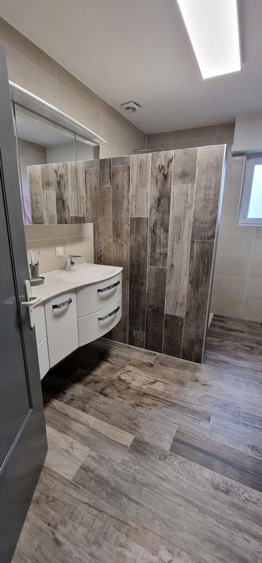 Maison traditionnelle - 209 m² - 8 pièces