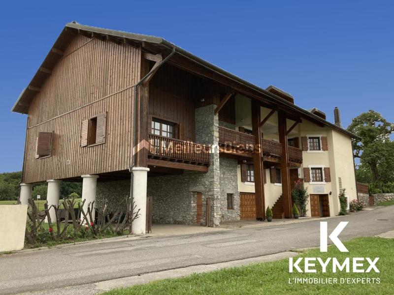 Propriété - 576 m² - 13 pièces