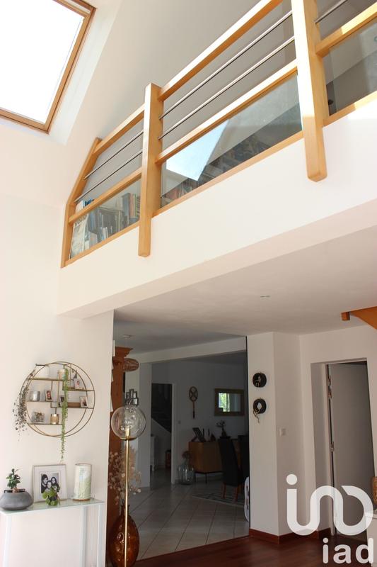 Maison - 156 m² - 9 pièces