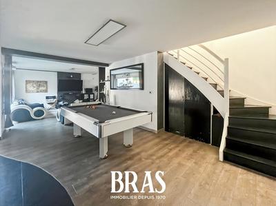 Maison - 157 m² - 6 pièces