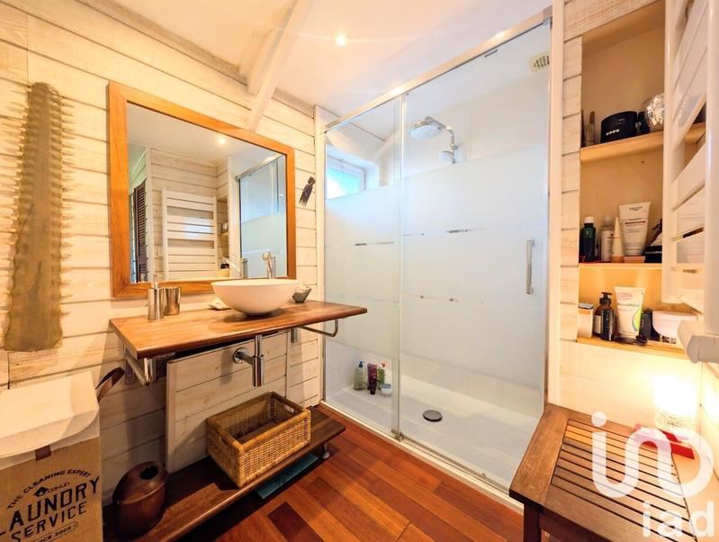 Maison - 122 m² - 6 pièces