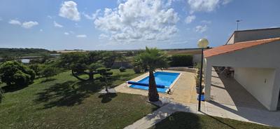 Maison - 241 m² - 7 pièces