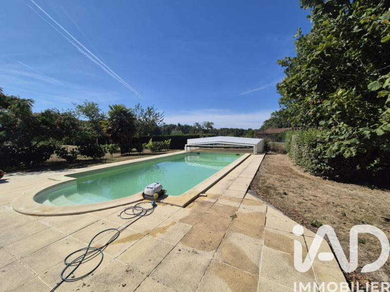 Châlet - 180 m² - 9 pièces