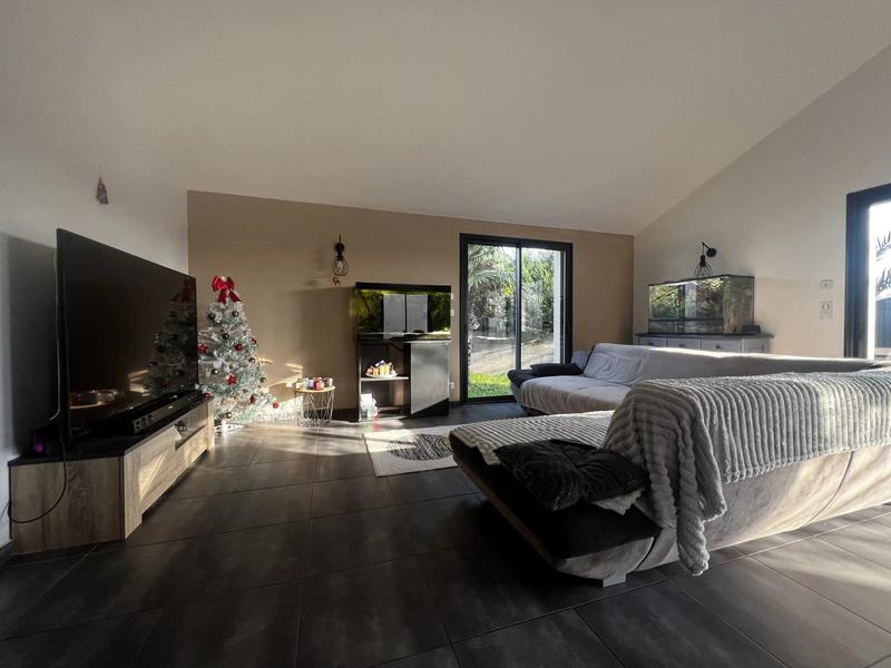 Maison - 136 m² - 6 pièces