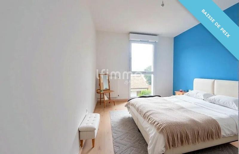 Appartement - 80 m² - 4 pièces