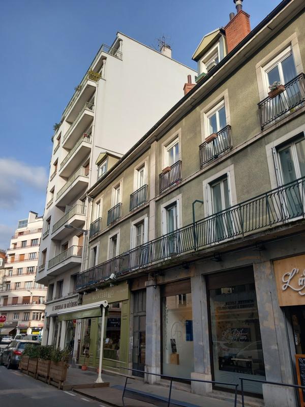 Appartement - 112 m² - 4 pièces