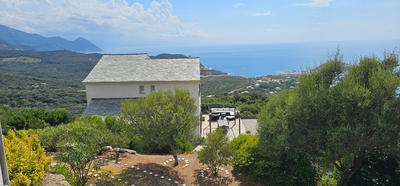 Maison - 170 m² - 6 pièces