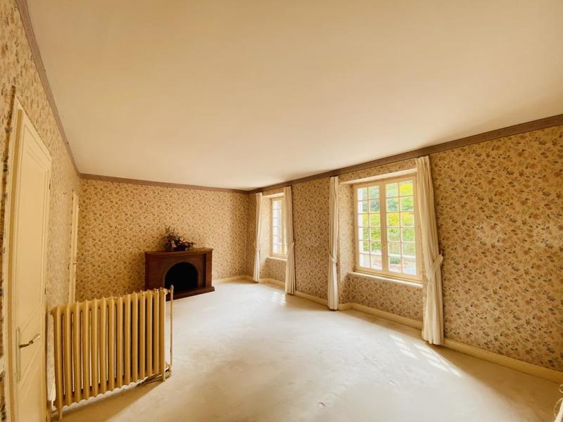 Maison - 400 m² - 11 pièces