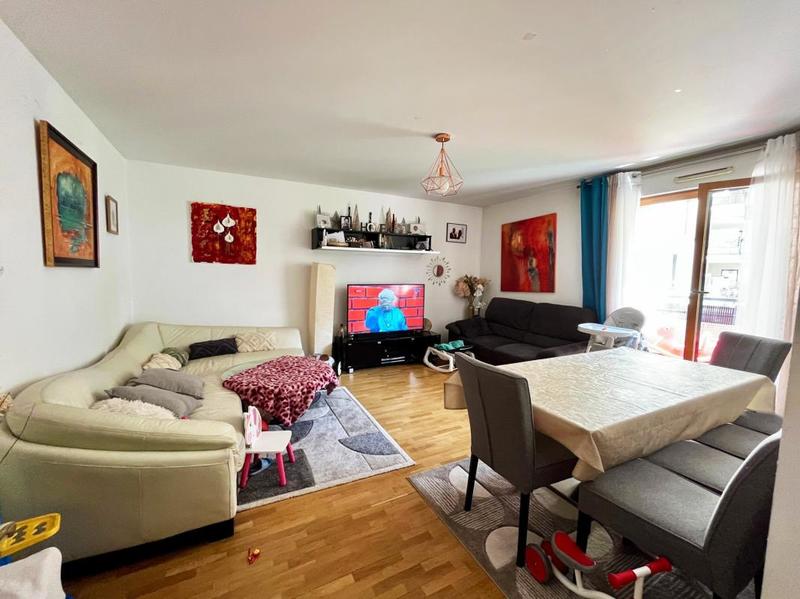 Appartement - 67 m² - 3 pièces