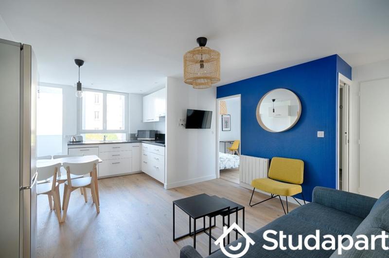 Chambre - 10 m² - 1 pièce