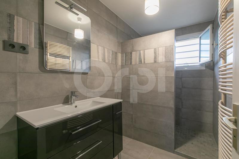 Maison - 140 m² - 4 pièces