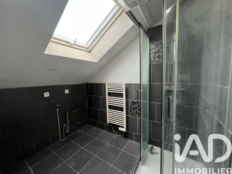 Maison - 97 m² - 5 pièces