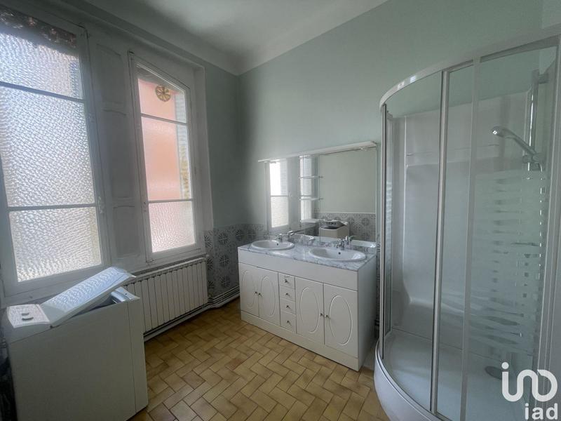 Appartement - 99 m² - 4 pièces