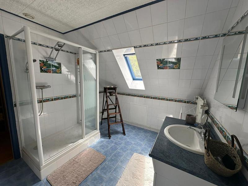 Maison - 190 m² - 8 pièces