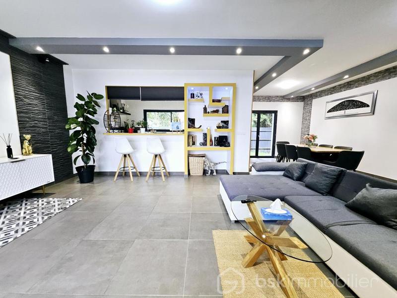 Maison - 128 m² - 4 pièces