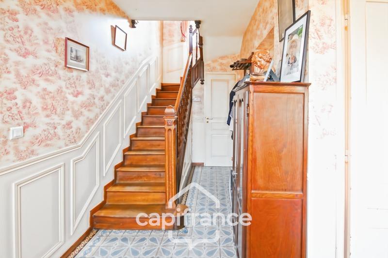 Maison - 122 m² - 5 pièces