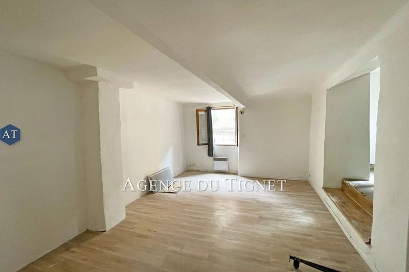 Appartement - 75 m² - 4 pièces