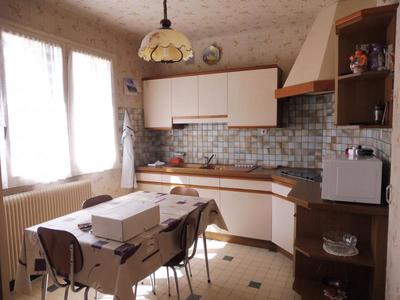 Maison - 103 m² - 6 pièces