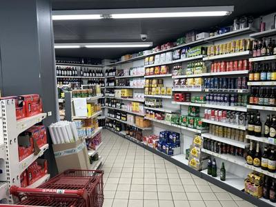 Fonds de commerce - Local commercial - 220 m²