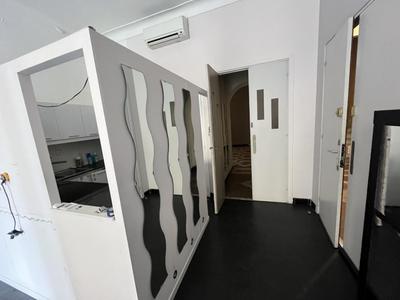 Bureau - 61 m² - 3 pièces