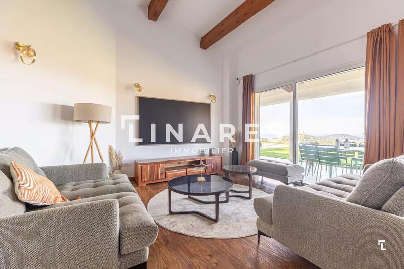 Maison - 168 m² - 5 pièces