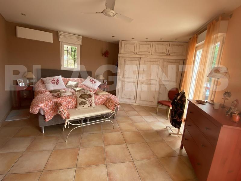 Maison contemporaine - 200 m² - 6 pièces