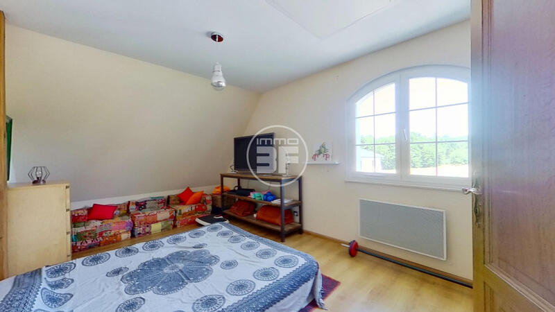 Maison - 142 m² - 6 pièces