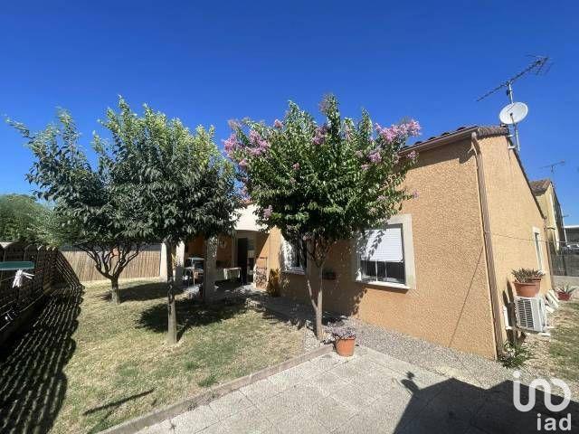 Maison - 200 m² - 8 pièces