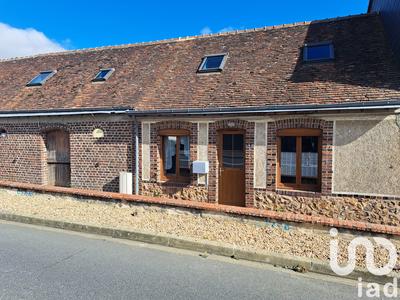 Maison de village - 80 m² - 4 pièces