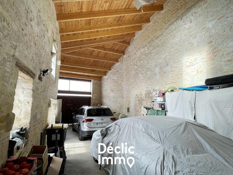 Maison en pierre - 265 m² - 7 pièces