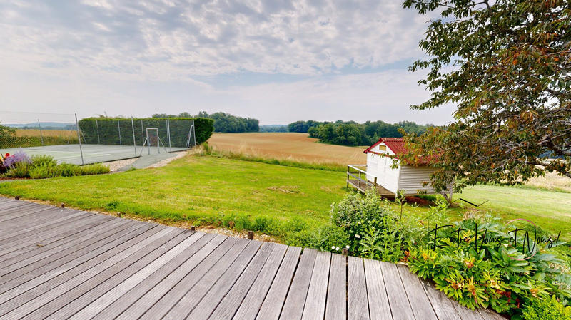 Maison ancienne - 415 m² - 11 pièces