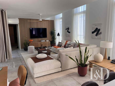 Appartement - 120 m² - 4 pièces