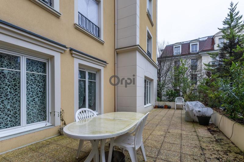 Appartement - 93 m² - 4 pièces