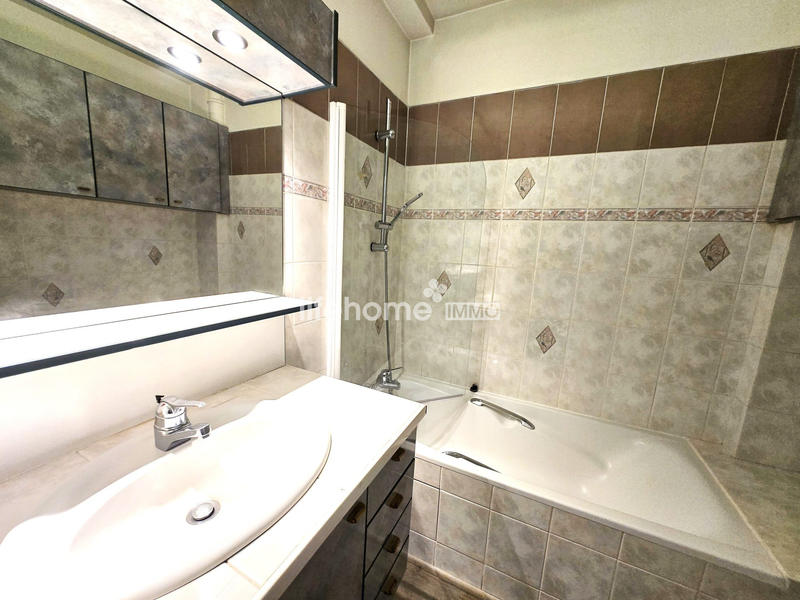 Appartement - 78 m² - 3 pièces