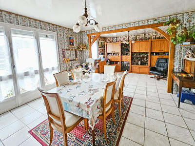 Maison - 84 m² - 4 pièces