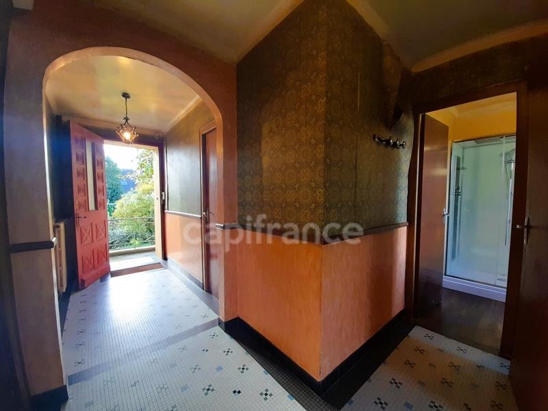 Maison - 121 m² - 5 pièces