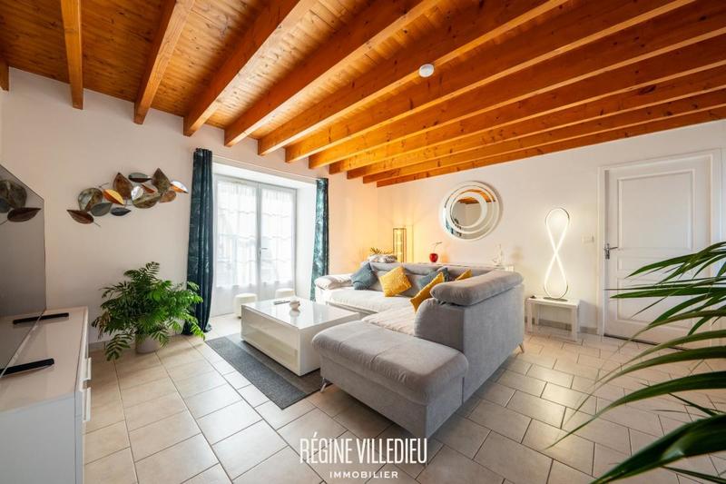 Maison en pierre - 110 m² - 6 pièces