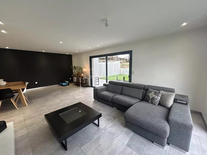 Maison - 136 m² - 5 pièces