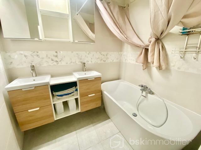 Appartement - 62 m² - 3 pièces