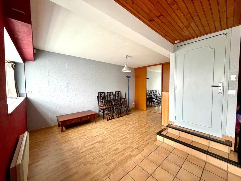 Maison - 137 m² - 6 pièces