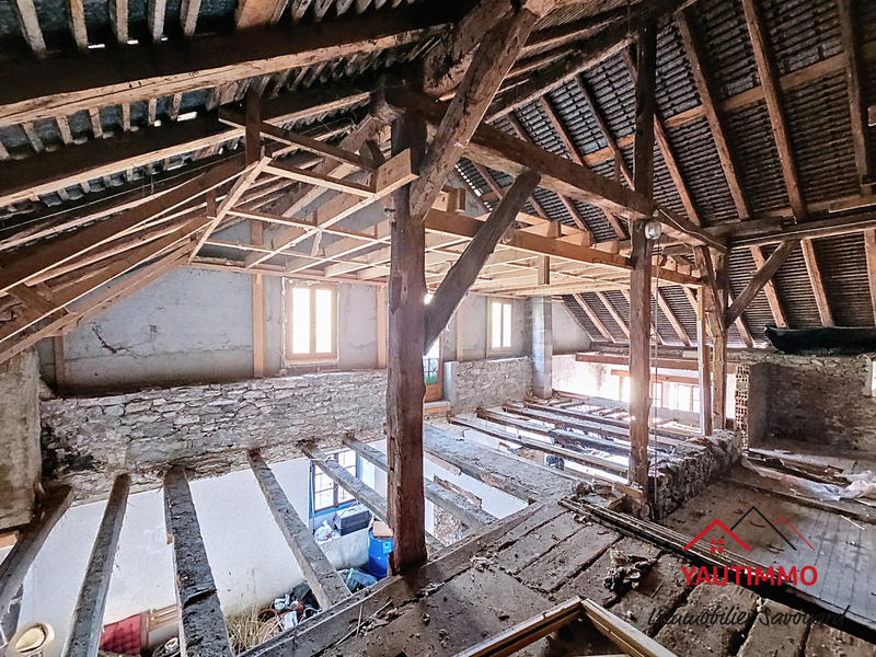 Appartement - 200 m² - 1 pièce